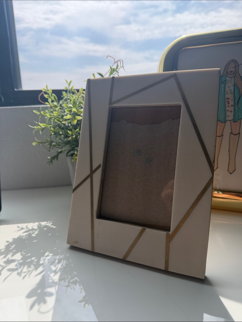Modern Cream and Gold Geometric Photo Frame